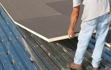 benefits of insulating Urra flat roofing